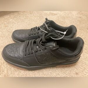 GUESS Men's Black Logo Lace-Up Comfort Sneakers US 9.5E Casual Shoes
